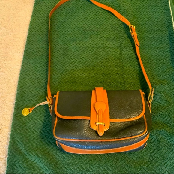 DOONEY & BOURKE SHOULDER BAG - Picture 3 of 4